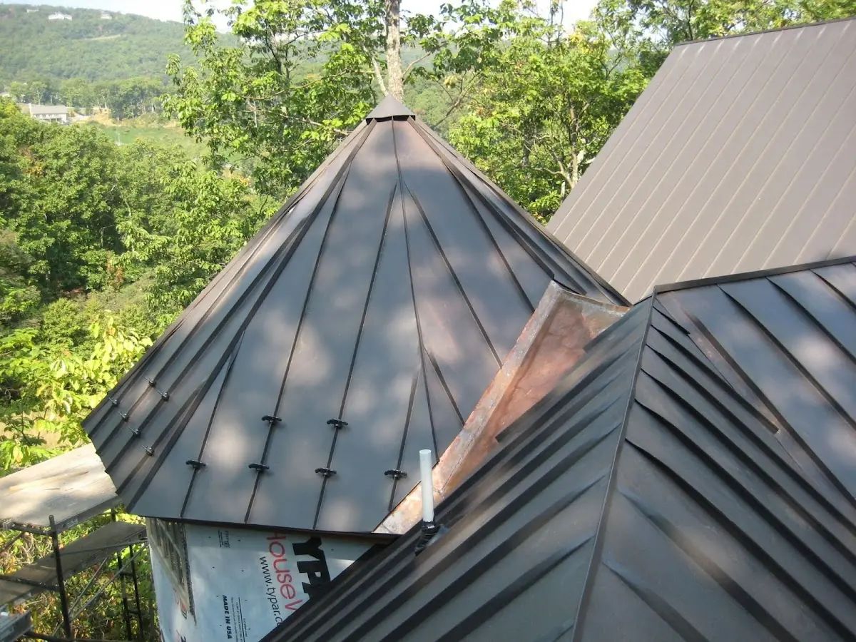 Professional Roof Tarp Installation by Craftsman Roofing in Aloha